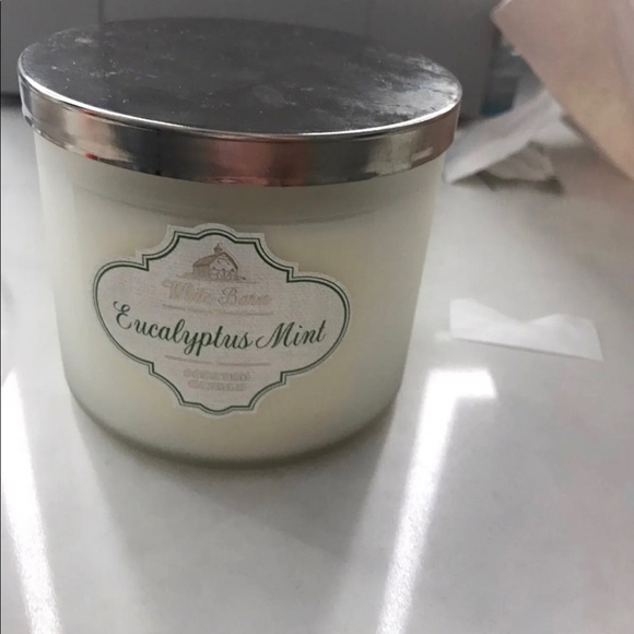 Bath and Body Works Aromatherapy Candle
